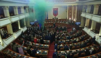 Situata në Parlament dhe Integrimi – McAllister i kërkon Komisionit Europian sqarime për opozitën në Shqipëri