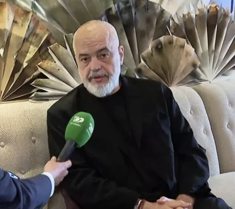 “S’ka shtim kushtesh nga BE”, Rama: Pakt me Berishën? Sa më shumë bashkëpunoj, aq më shumë thellohet diferenca PS-opozitë