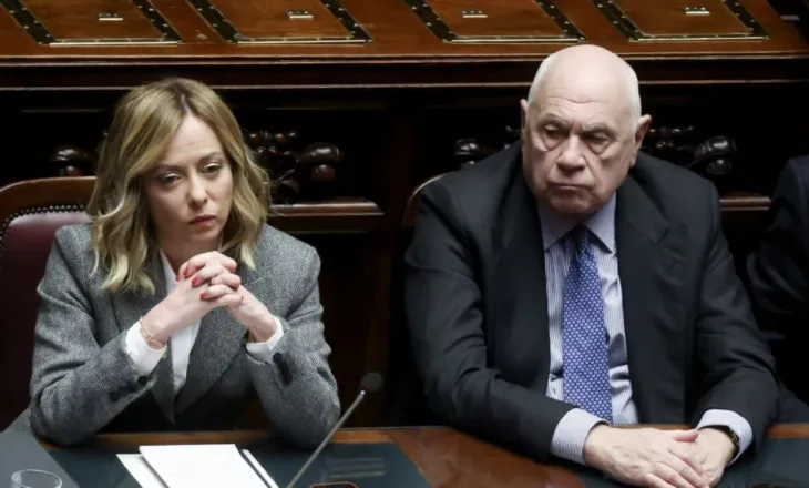 Skandali “Bunga Bunga” trondit sërish Italinë, falja e Minettit ndez krizë të re politike në qeverinë Meloni