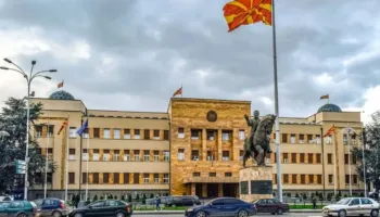 Skandali i spiunazhit trondit Maqedoninë e Veriut, opozita akuzon zëvëndëskryeministrin për lidhje me shërbime…
