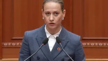 Skandali me licencimin e “Jet Bank”, ministrja e Shtetit ia ‘pason topin’ Bankës së Shqipërisë