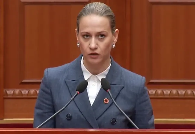 Skandali me licencimin e “Jet Bank”, ministrja e Shtetit ia ‘pason topin’ Bankës së Shqipërisë