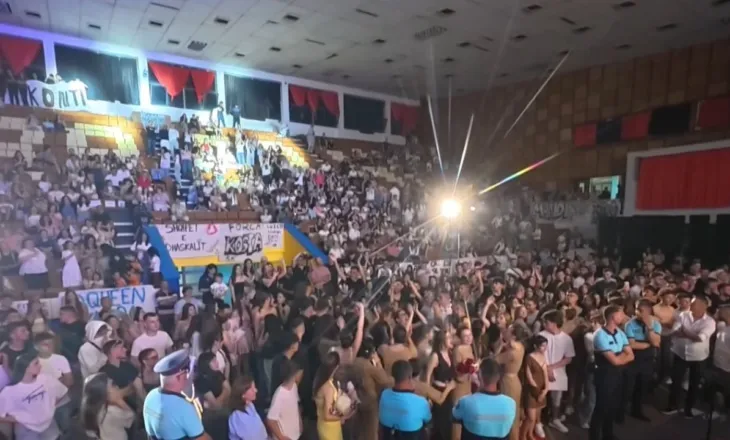 Skena e talenteve të reja, maratona rinore ndez Elbasanin me muzikë, art dhe energji të re