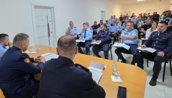 Skënder Hita takim në Policinë e Sarandës: Denonconi çdo kërcënim apo presion që ju bëjnë bandat
