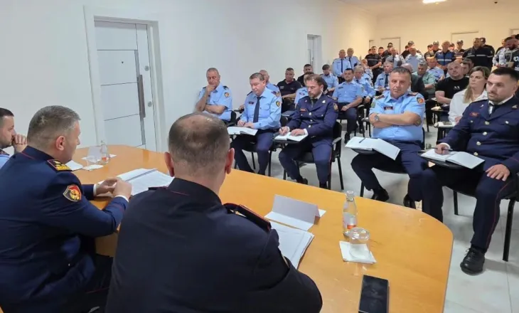 Skënder Hita takim në Policinë e Sarandës: Denonconi çdo kërcënim apo presion që ju bëjnë bandat