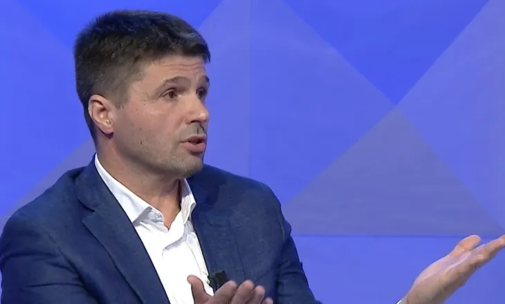 “Sot mezi i bëjnë 40 mijë anëtarë”/ Analisti: Berisha ka bërë i pari opozitën e opozitës, sinjalet kanë qenë të qarta