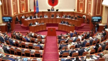 Sot seancë plenare në Kuvend! Nga interperlanca me Ramën, ministrat dhe…Çfarë pritet të diskutohet