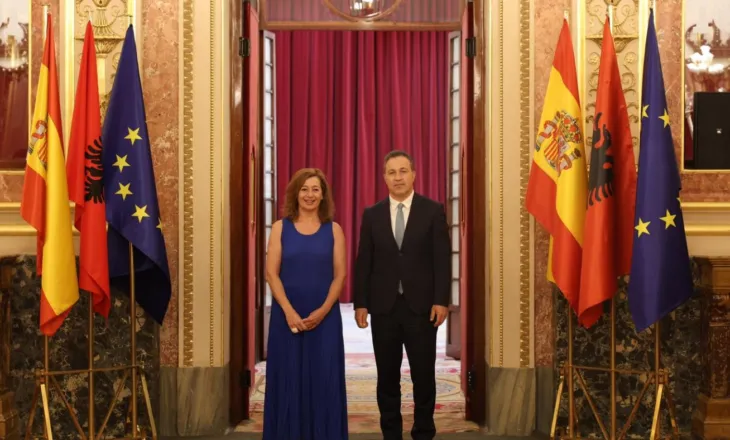 “Spanja mbështet integrimin e Shqipërisë në BE”, Peleshi takon kryeparlamentaren spanjolle në Madrid