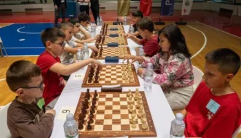 Sporti në shkolla, shahu shtohet në programin kombëtar, mbi 650 nxënës pjesë e kampionatit
