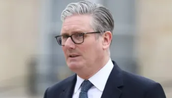 Starmer: Ekonomia britanike nuk kthehet në normalitet, edhe pas rihapjes së Ngushticës së Hormuzit