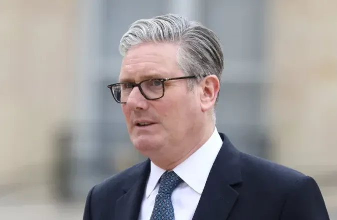 Starmer: Ekonomia britanike nuk kthehet në normalitet, edhe pas rihapjes së Ngushticës së Hormuzit