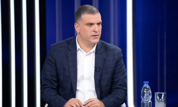 “Strategjia e Edi Ramës është…”/ Blushi: Orientimi ishte i qartë që Sali Berisha kishte shitur detin, marrëveshja…