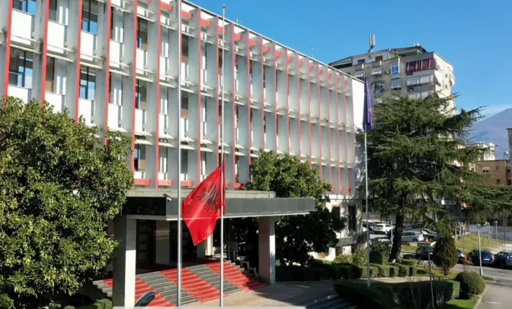 Sulmi pranë banesës së ambasadorit shqiptar në Kiev, MEPJ: Notë verbale Moskës