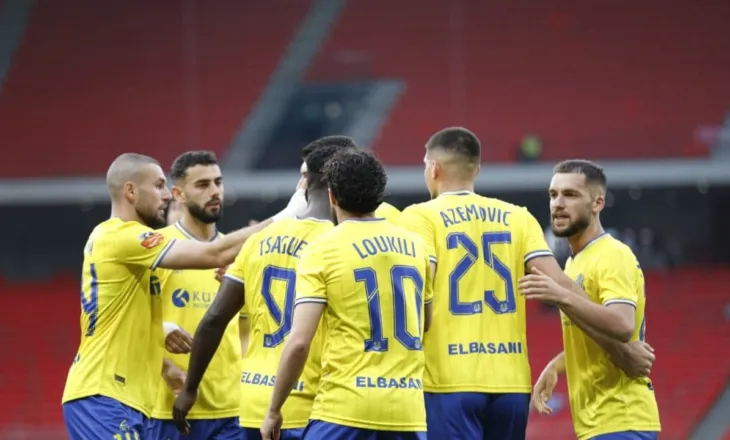 Superiore/ Elbasani nuk dorëzohet për titullin kampion, mund me tre gola Dinamon dhe shpreson te mrekullia në javën e fundit