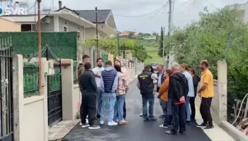 SYRI TV/ Arapaj nën terror, banorët ngrihen në protestë: Motër e vëlla na kërcënojnë, policia nuk ndërhyn