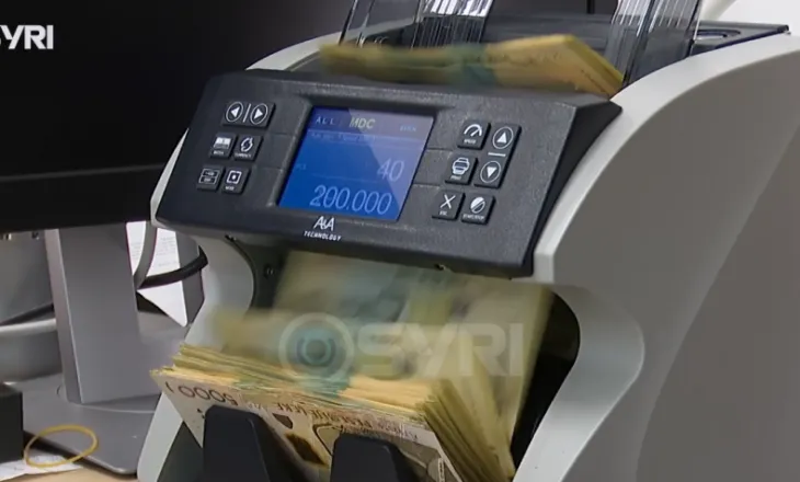 SYRI TV/ Mjerimi ulet këmbëkryq në Shqipëri, ¼ e shqiptarëve në kufijtë e mbijetesës