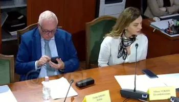 SYRI TV/ Vokshi kërkon dëgjesë me ministrin për negociatat: Qeveria s’ka thënë asgjë për pozicionet negociuese