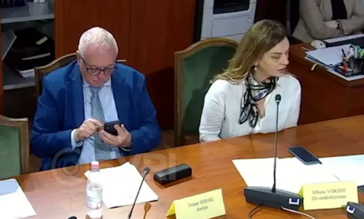 SYRI TV/ Vokshi kërkon dëgjesë me ministrin për negociatat: Qeveria s’ka thënë asgjë për pozicionet negociuese