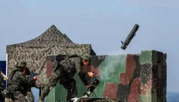 Tajvani: Nuk jemi njoftuar për ‘pauzë’ në shitjen e armëve amerikane prej 14 miliardë dollarësh