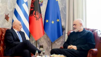 Takimi ‘kokë më kokë’ me Dendias në Kryeministri, reagon Rama: Mik i çmuar!