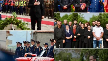 Taulant Balla mungon në ceremoninë e rivarrimit të Novruz Cenalias te Varrezat e Dëshmorëve, një politikan i…