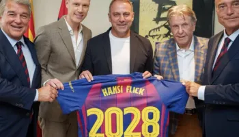 Te Barcelona përshendesin Levandovskin dhe blindojnë trajnerin Flik