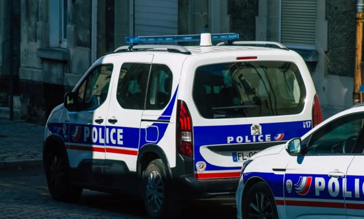 Të shtëna mes adoleshentëve në Francë/ Vritet një 15-vjeçar, dy të mitur plagosen në Nantes