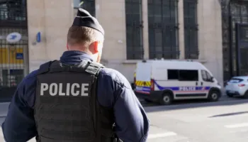 Të shtëna në Francë! Dy të vdekur dhe disa të plagosur pas një sulmi të armatosur