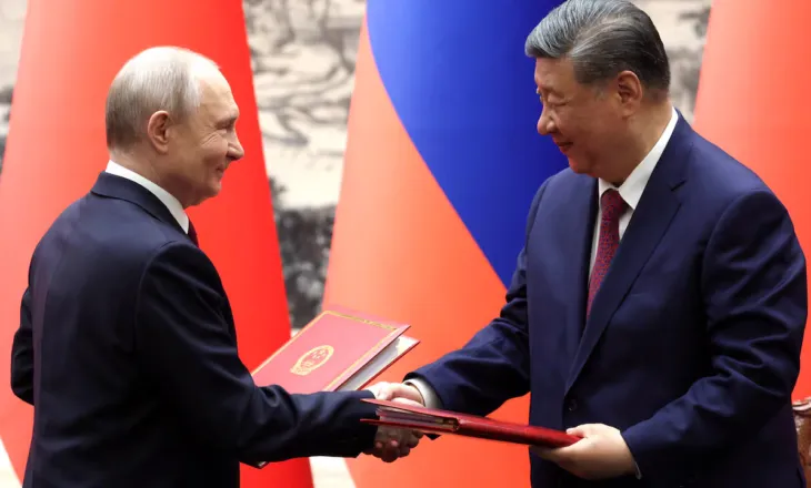 “Tendencat hegjemonike po përhapen” Xi sulmon Trump në prani të Putin