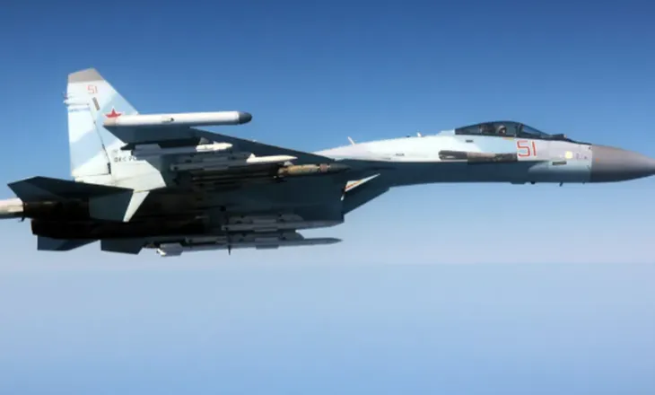 Tension mbi Detin e Zi, avionë rusë i afrohen rrezikshëm mjetit spiun britanik