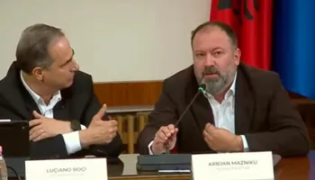 Tensione mes Boçit dhe Maznikut, bashkëkryetari demokrat braktis komisionin për Reformën Territoriale
