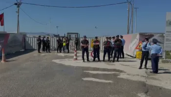 Tensionet mes punonjësve dhe firmave që operojnë në Aeroportin e Vlorës/ Sot dita e tretë e protestës, situata…