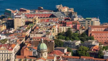 Tërmeti me magnitudë 4.4 godet Italinë, mbyllen shkollat në disa zona të Napolit