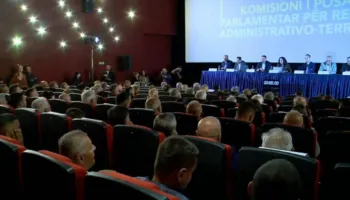 “Territorialja” në Shkodër! PS-PD ndajnë vizione të ndryshme: 4 sfidat sipas Maznikut dhe kryesfida e Boçit