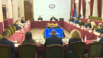 “Territorialja” vijon me dëgjesat, në fokus financat e bashkive, PD skeptike për shkrirjen e njësive të vogla vendore