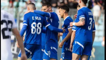 Teuta fiton finalen ndaj Pogradecit dhe siguron qëndrimin në Superiore. Mësohet trajneri i ri i “Djemve të Detit”