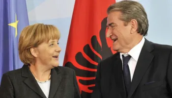 ‘Teza e re” nga njerëzit pranë Berishës: Edhe Merkel ka qenë e vetme në garë!