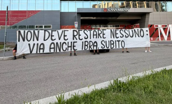 Tifozët e Milanit nuk e duan: Të largohet edhe Ibrahimoviçi menjëherë
