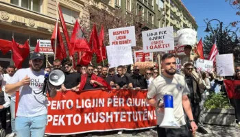 Tirana i del krah studentëve në Maqedoni: Mos e lini gjuhën tuaj, trima!