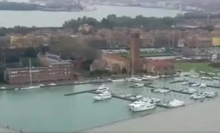Tragjike në Venecia/ Humb jetën një 20-vjeçar pasi u mbyt në ujërat pranë zonës së San Polos, shpëtojnë mrekullisht dy të tjerë