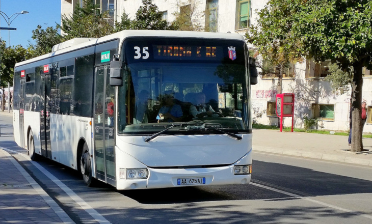 Transporti publik: Të shtyhet afati për POS-et; Tatimet: S’do të ketë penalitete të menjëhershme