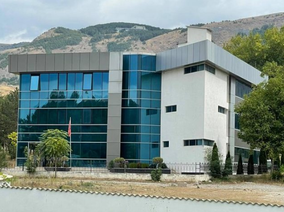 Transportonin mallra kontrabandë nga Greqia, arrestohen 4 persona në Korçë