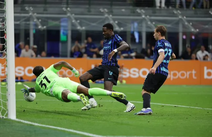 Tre javë nga fundi, Inter zyrtarisht kampion në Serie A