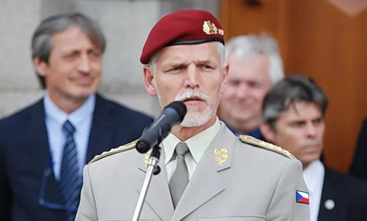 “Tregoni dhëmbët”, presidenti çek i kërkon NATO-s reagim më të ashpër ndaj Rusisë