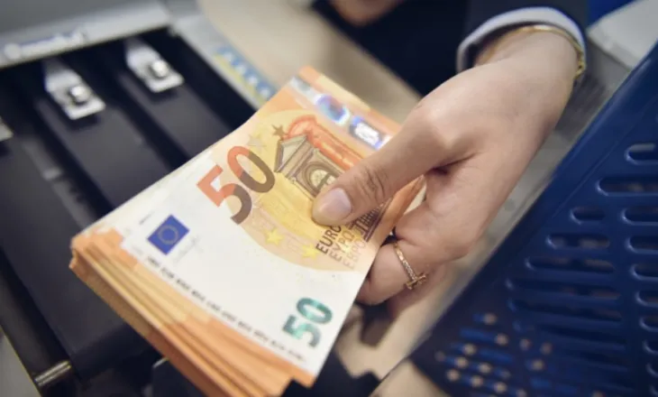 Tremujori i parë, 67% e transfertave bankare u kryen nëpërmjet internetit