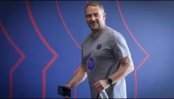 Trishtim në familjen e Hansi Flick, ndërron jetë i ati, por trajneri do të jetë në El Clasico