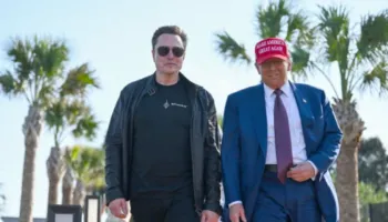 Trump në Kinë me krerë të biznesit, mes CEO-ve, edhe Elon Musk