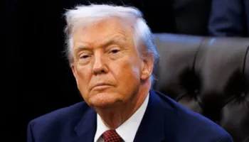 Trump vizitë zyrtare në Kinë, në fokus Irani dhe lufta tregtare me Pekinin