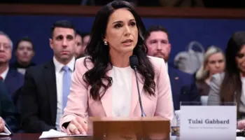 Tulsi Gabbard jep dorëheqjen si Drejtoreshë e Inteligjencës Kombëtare, Trump emëron Aaron Lukas
