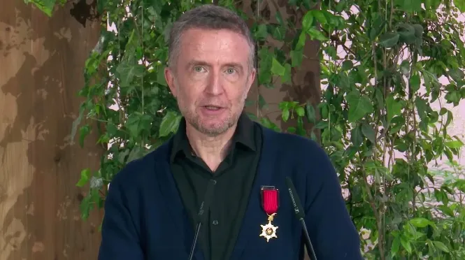 U dekorua nga Rama, Tedi Papavrami: Nuk e kam humbur kurrë lidhjen me Shqipërinë